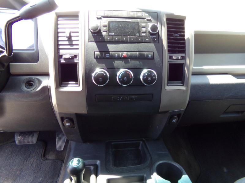 RAM 2500 ST Crew Cab SWB 4WD 2012