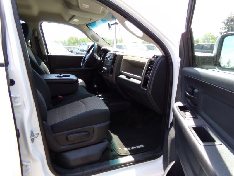 RAM 2500 ST Crew Cab SWB 4WD 2012