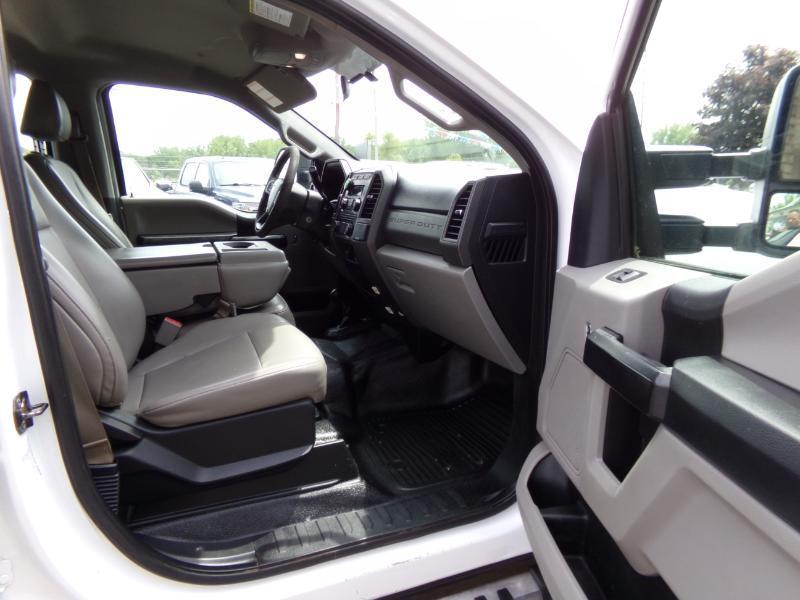 Ford F-350 SD XL Crew Cab Long Bed 4WD 2017