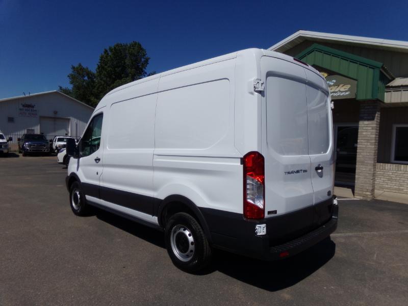 Ford Transit 250 Van Med. Roof w/Sliding Pass. 130-in. WB 2017