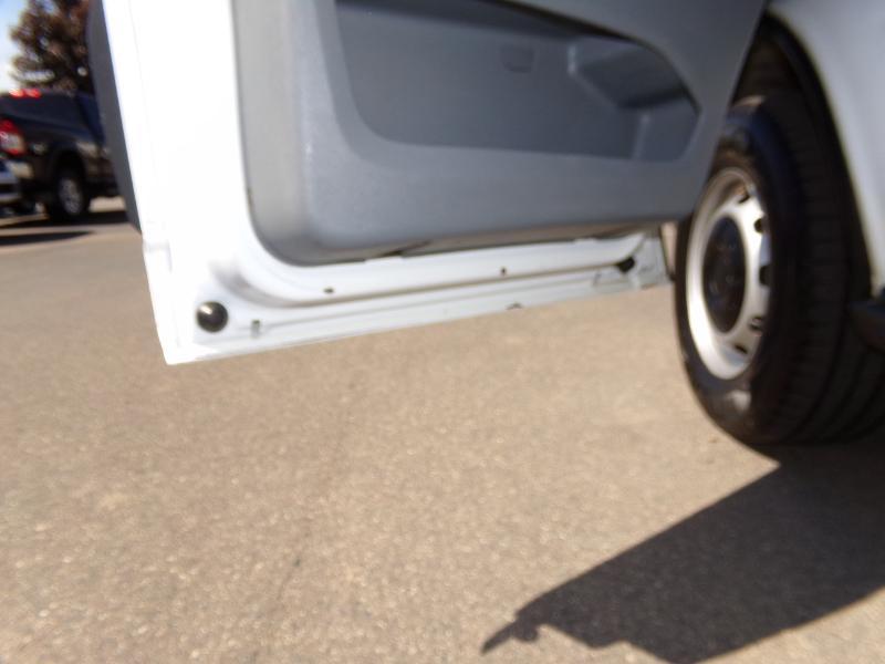 Ford Transit 250 Van Med. Roof w/Sliding Pass. 130-in. WB 2017