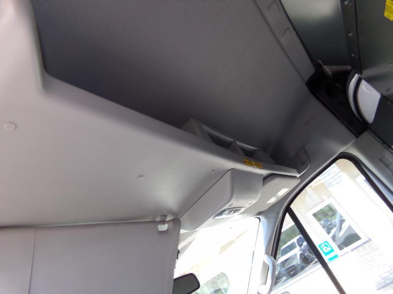 Ford Transit 250 Van Med. Roof w/Sliding Pass. 130-in. WB 2017