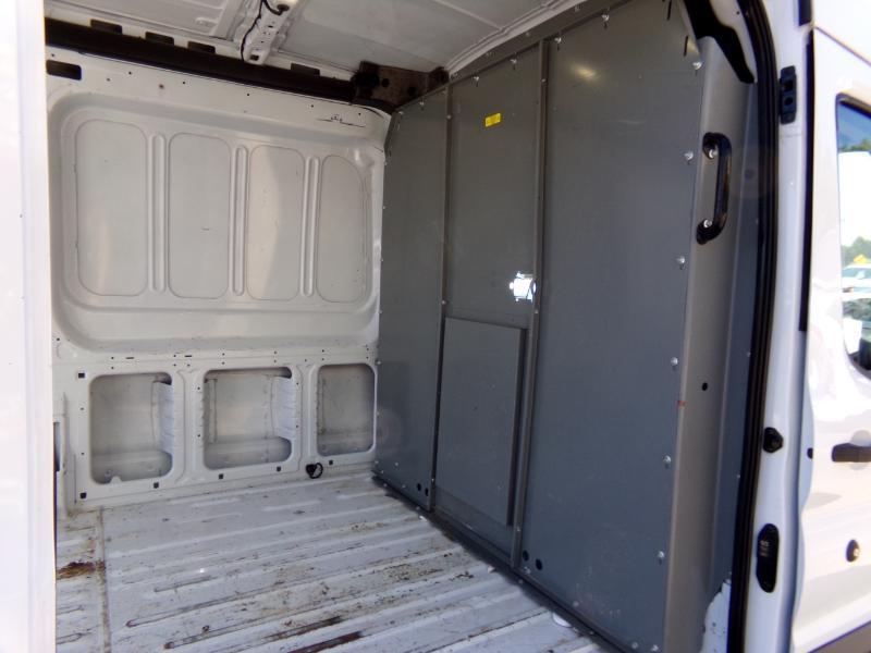 Ford Transit 250 Van Med. Roof w/Sliding Pass. 130-in. WB 2017