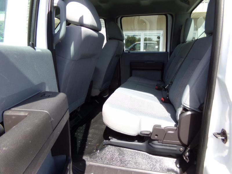 Ford F-350 SD XL Crew Cab Long Bed DRW 4WD 2016