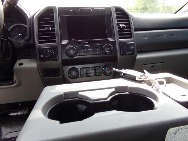 Ford F-250 SD XL SuperCab 4WD 2019
