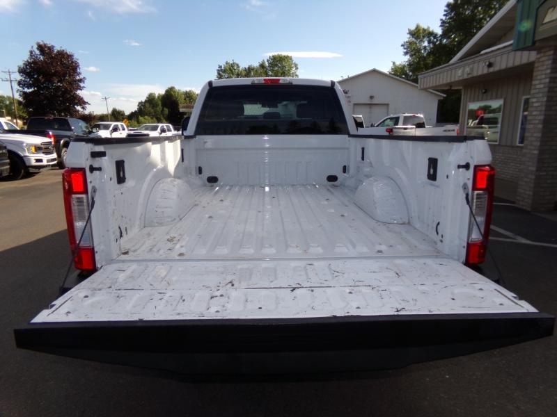Ford F-250 SD XL SuperCab Long Bed 4WD 2017