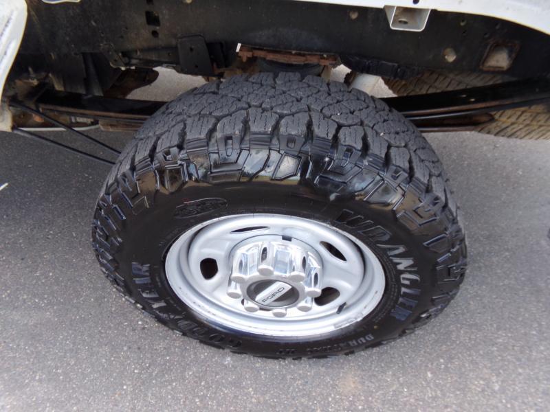 Ford F-250 SD XL SuperCab Long Bed 4WD 2017