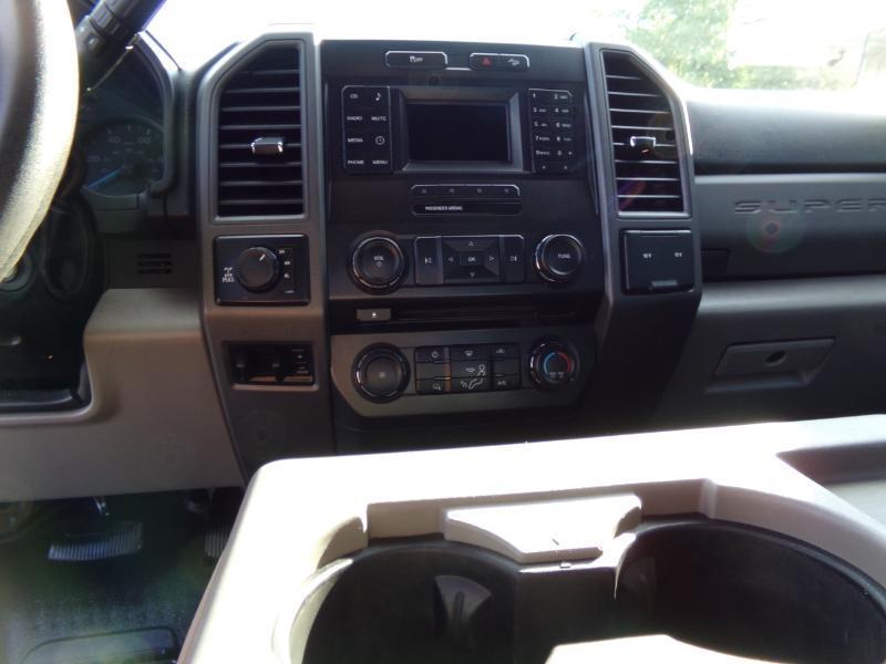 Ford F-250 SD XL SuperCab Long Bed 4WD 2017