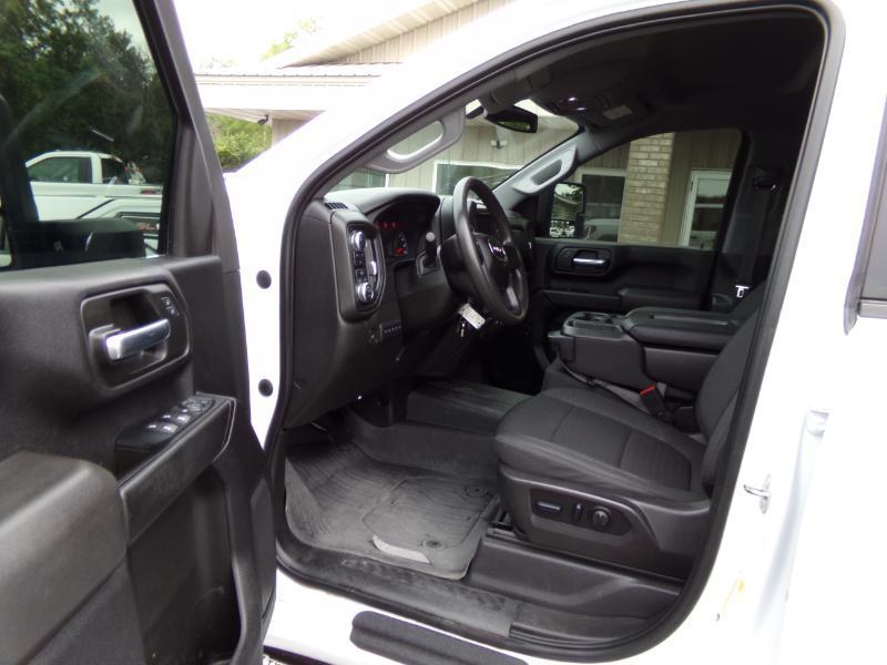 GMC Sierra 2500HD Pro Crew Cab 4WD LB 2023