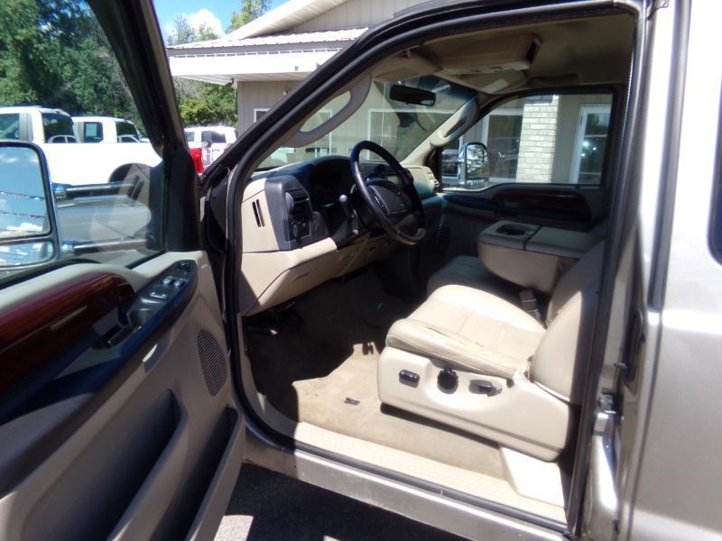 Ford F-250 SD Lariat SuperCab 4WD 2005