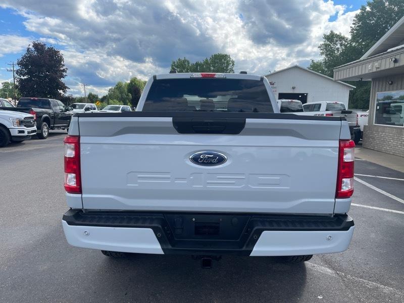 Ford F-150 STX 4WD SuperCrew 5.5' Box 2022