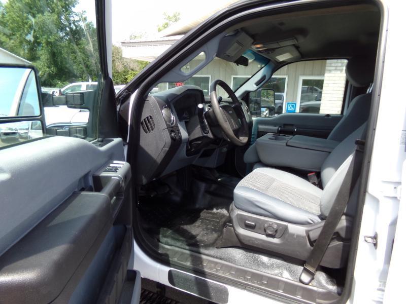 Ford F-550 Crew Cab DRW 4WD 2014