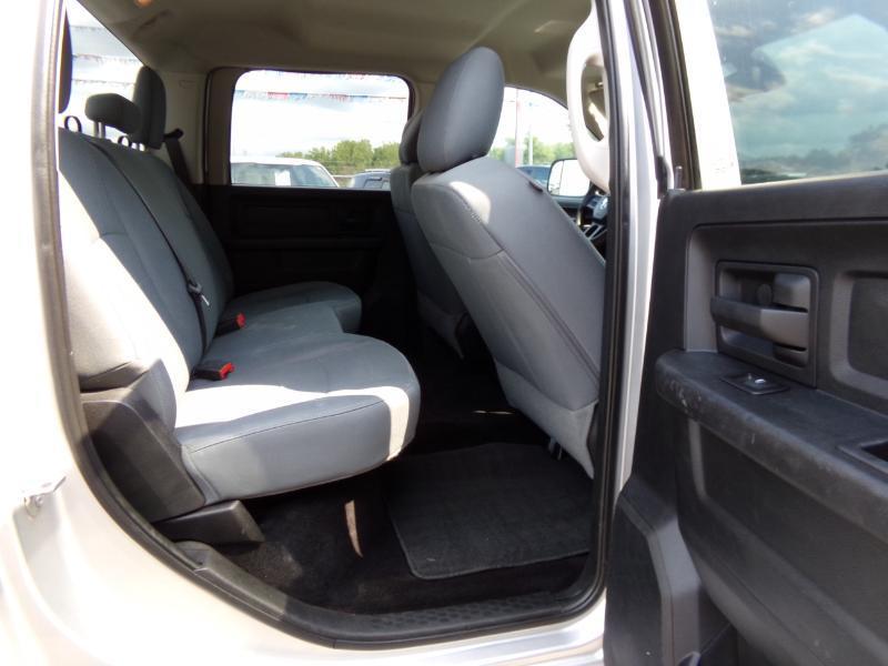 RAM 2500 Tradesman Crew Cab LWB 4WD 2015