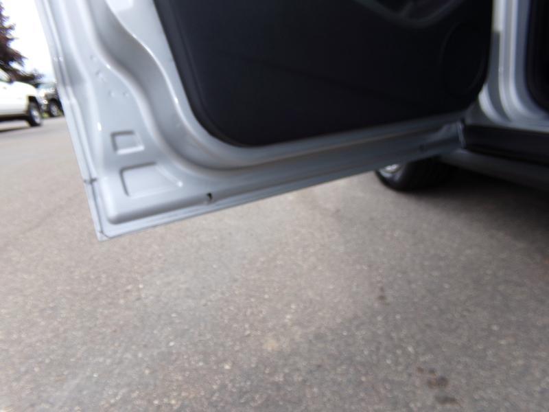 Ford Transit Connect Cargo Van XL LWB w/Rear 180 Degree Door 2017