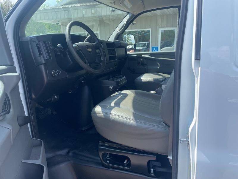 Chevrolet Express 3500 Cargo Extended 2010