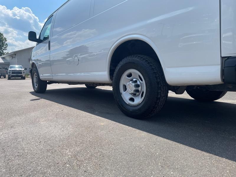 Chevrolet Express 3500 Cargo Extended 2010