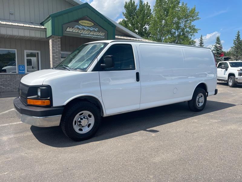 Chevrolet Express 3500 Cargo Extended 2010