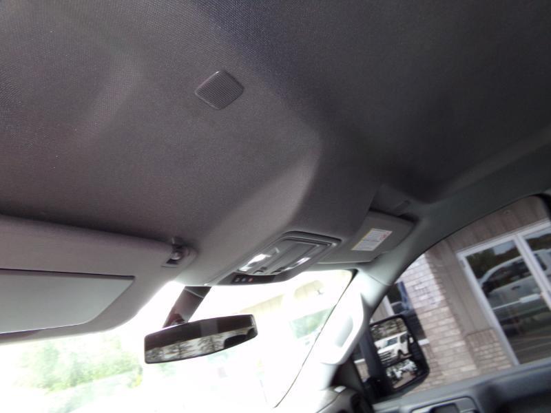 GMC Sierra 2500HD Pro Crew Cab 4WD SB 2023