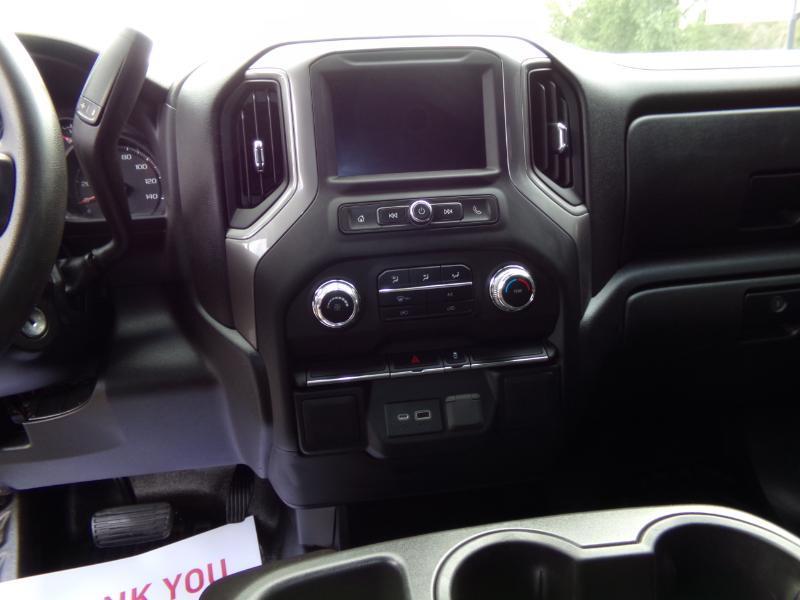 GMC Sierra 2500HD Pro Crew Cab 4WD SB 2023