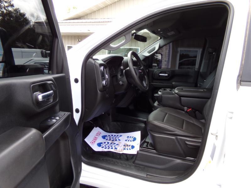 GMC Sierra 2500HD Pro Crew Cab 4WD SB 2023