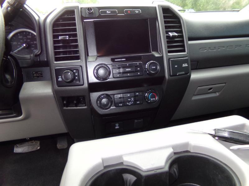 Ford F-250 SD XLT Crew Cab 4WD 2021