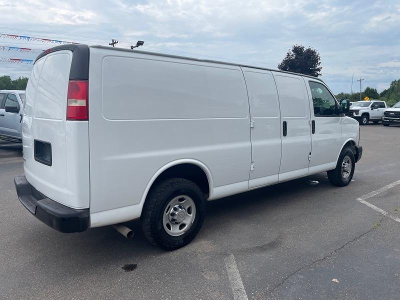 Chevrolet Express 3500 Cargo Extended 2010