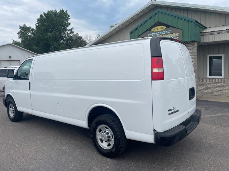 Chevrolet Express 3500 Cargo Extended 2010