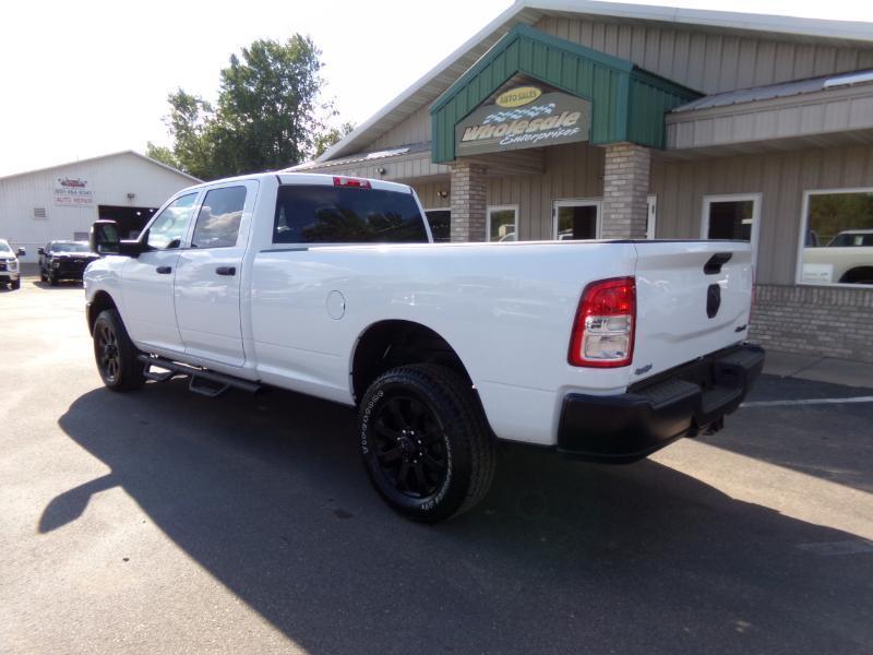 RAM 2500 Tradesman Crew Cab LWB 4WD 2023
