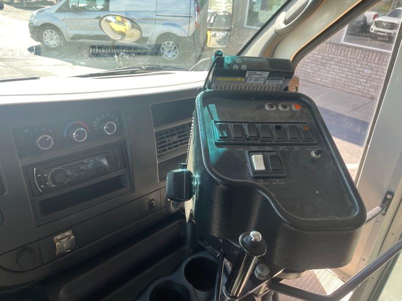 Chevrolet Express LS 3500 2009