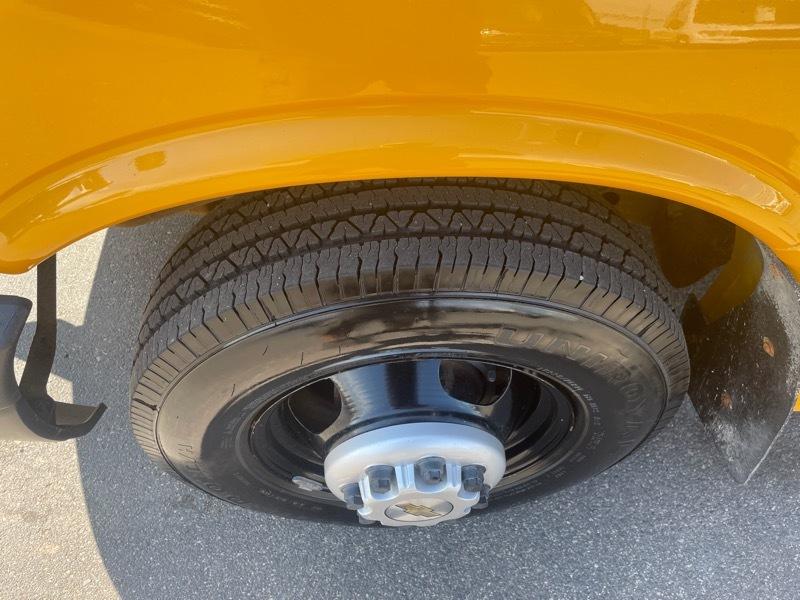 Chevrolet Express LS 3500 2009