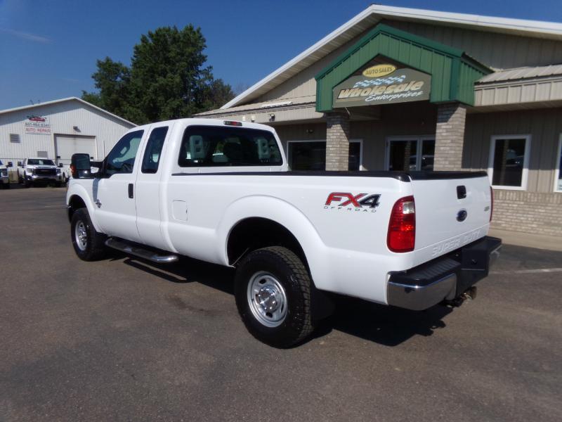 Ford F-350 SD XL SuperCab Long Bed 4WD 2013