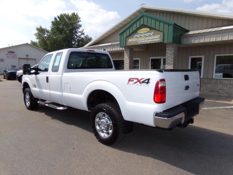Ford F-350 SD XL SuperCab Long Bed 4WD 2013