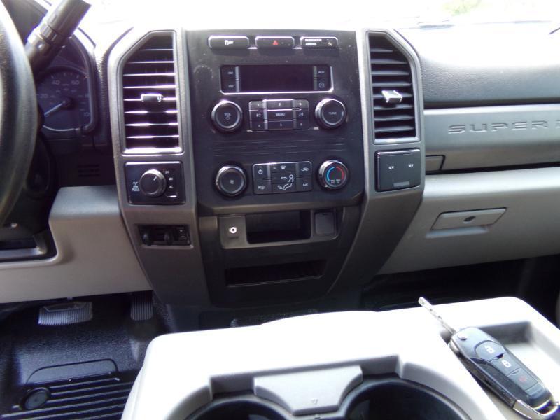Ford F-250 SD XL Crew Cab Long Bed 4WD 2019