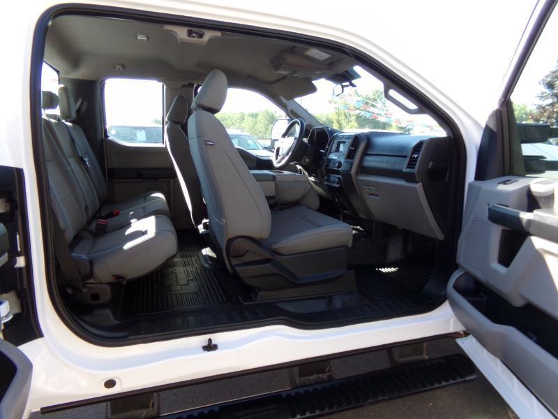Ford F-350 SD XL SuperCab Long Bed 4WD 2021