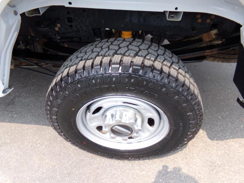 Ford F-350 SD XL Crew Cab Long Bed 4WD 2022