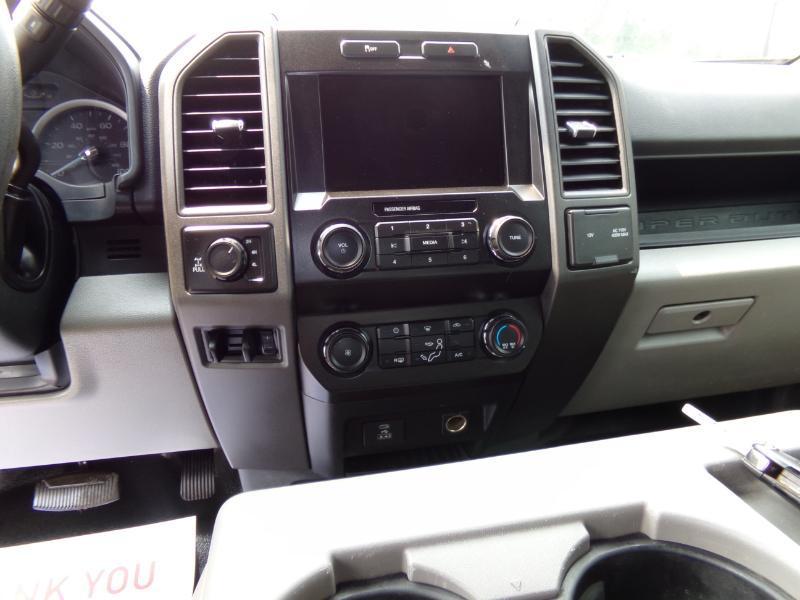 Ford F-350 SD XL Crew Cab Long Bed 4WD 2022