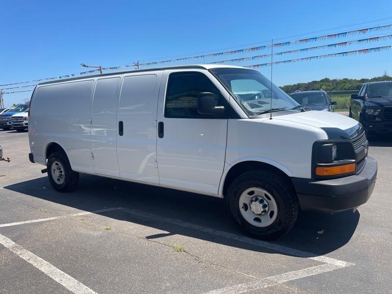 Chevrolet Express 3500 Cargo Extended 2010