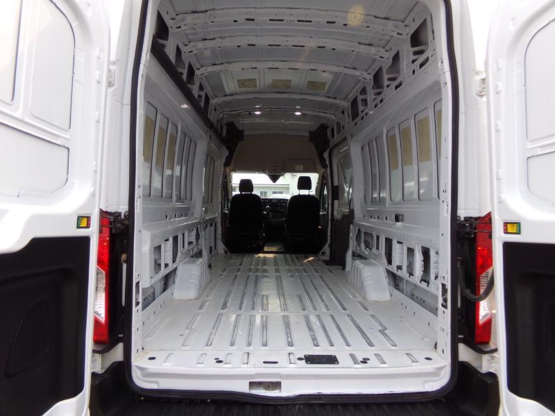 Ford Transit 250 Van High Roof w/Sliding Pass. 148-in. WB EL 2023