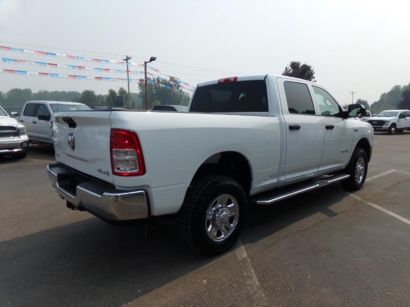 RAM 2500 Tradesman Crew Cab SWB 4WD 2022