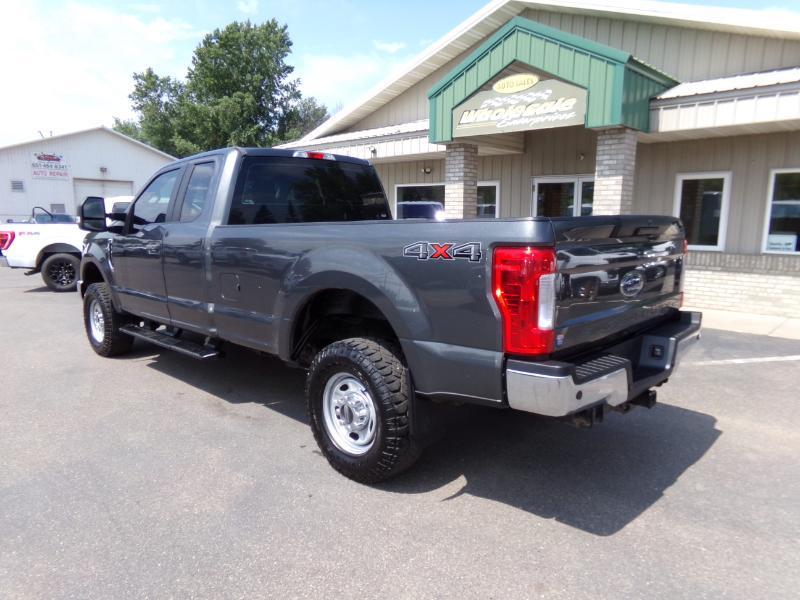 Ford F-250 SD XL SuperCab LWB 4WD 2018