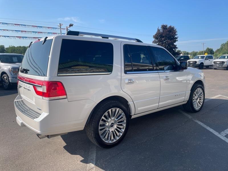 Lincoln Navigator Select 4WD 2016
