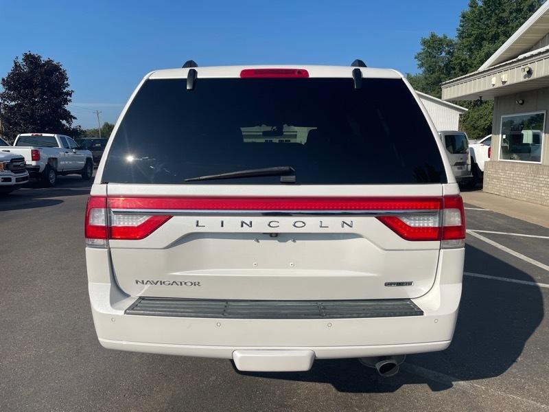 Lincoln Navigator Select 4WD 2016
