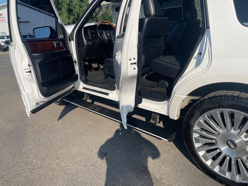 Lincoln Navigator Select 4WD 2016