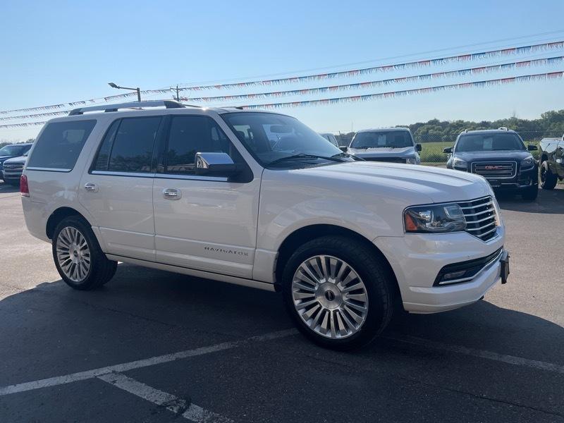 Lincoln Navigator Select 4WD 2016