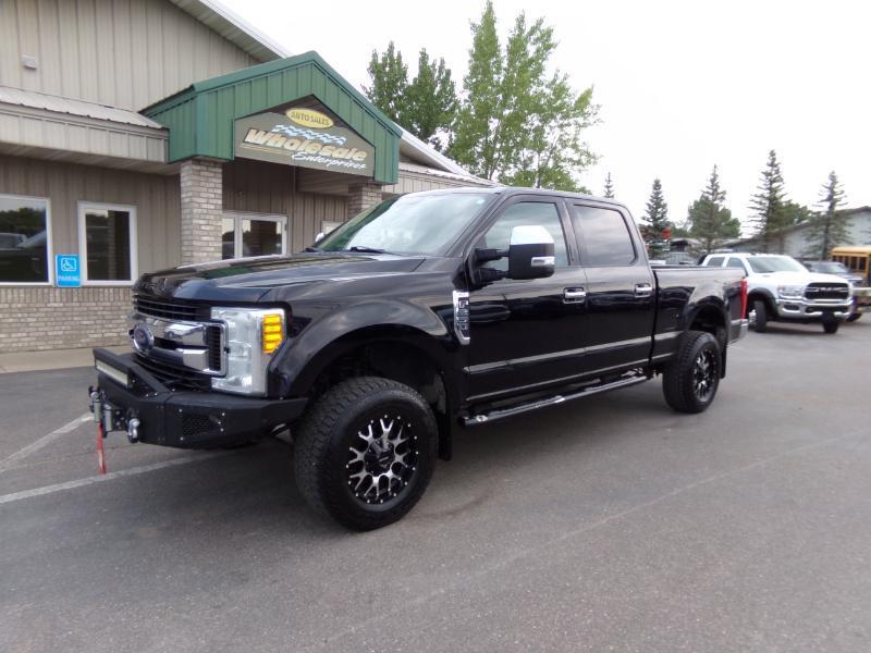Ford F-250 SD XLT Crew Cab 4WD 2017