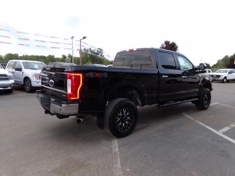 Ford F-250 SD XLT Crew Cab 4WD 2017