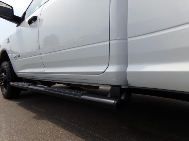 RAM 3500 Tradesman Crew Cab 4WD DRW 2022
