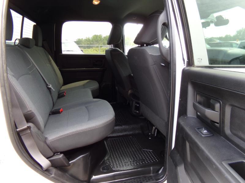 RAM 3500 Tradesman Crew Cab 4WD DRW 2022
