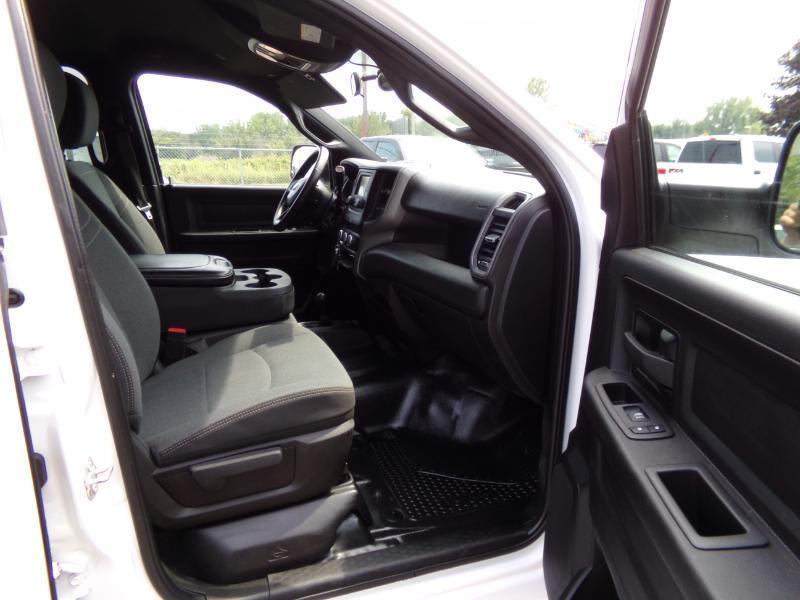 RAM 3500 Tradesman Crew Cab 4WD DRW 2022