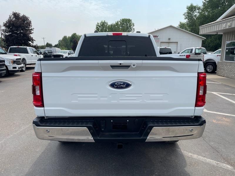 Ford F-150 4WD SuperCrew 145" XLT 2022